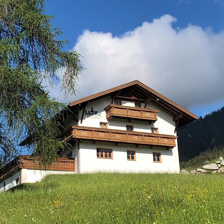 Апартаменти Adlerhof Лойташ Екстер'єр фото